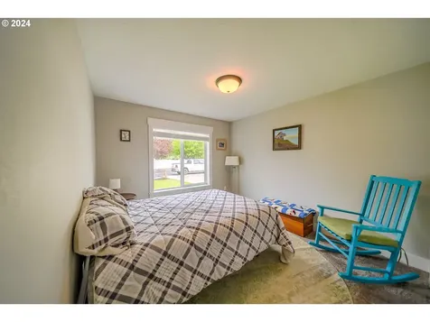 610 Gray Pine Street Lyons OR 97358