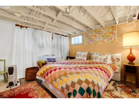 1374 Parker Place Astoria OR 97103