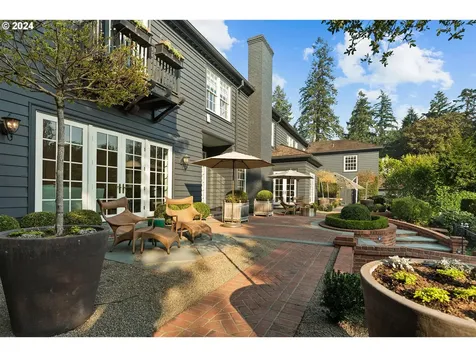 1500 S Military Road Portland OR 97219