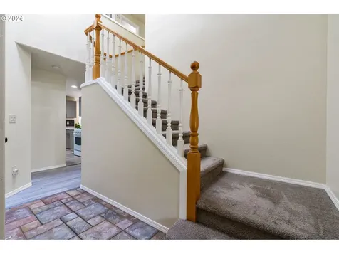 2955 NE 1st Court Hillsboro OR 97124