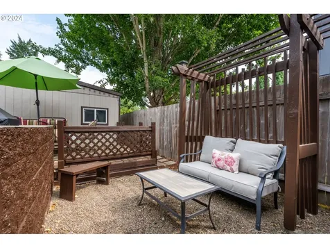2955 NE 1st Court Hillsboro OR 97124