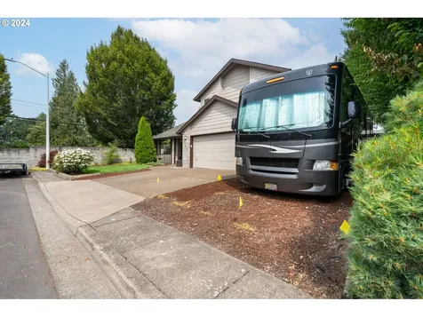 2955 NE 1st Court Hillsboro OR 97124