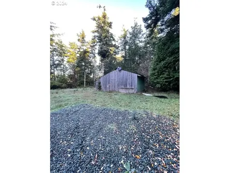 88757 Tokyo Lane Bandon OR 97411