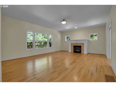 4204 Sw Alice Street Portland OR 97219