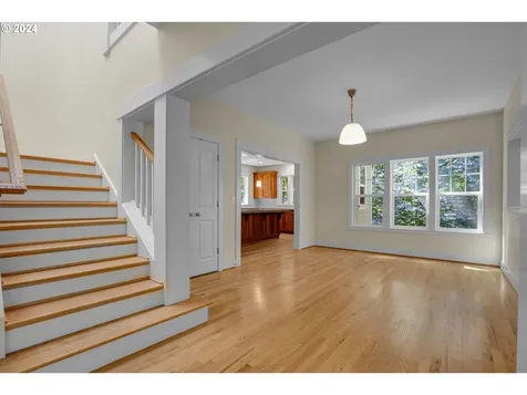 4204 Sw Alice Street Portland OR 97219