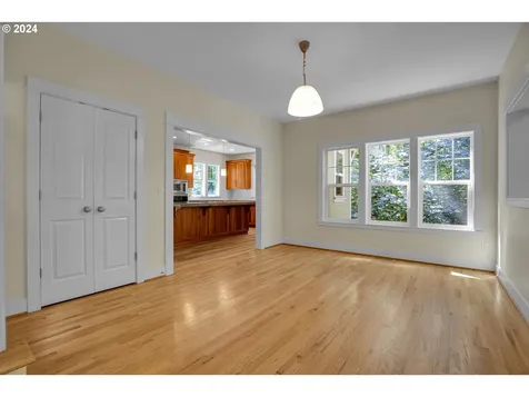 4204 Sw Alice Street Portland OR 97219