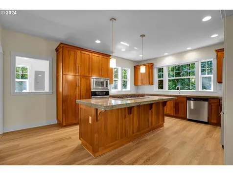 4204 Sw Alice Street Portland OR 97219
