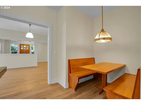 4204 Sw Alice Street Portland OR 97219