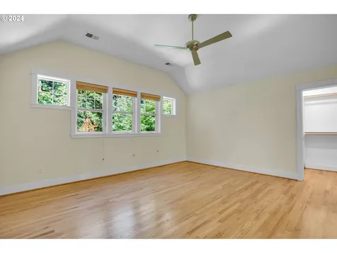 4204 Sw Alice Street Portland OR 97219