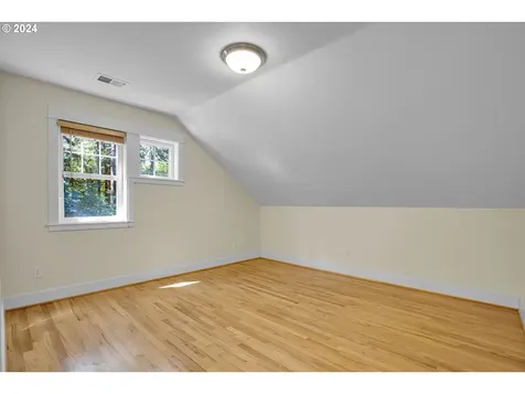 4204 Sw Alice Street Portland OR 97219