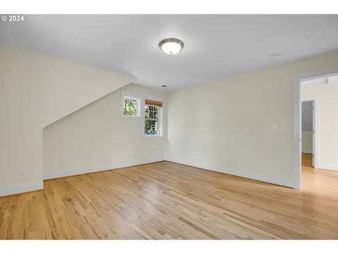 4204 Sw Alice Street Portland OR 97219
