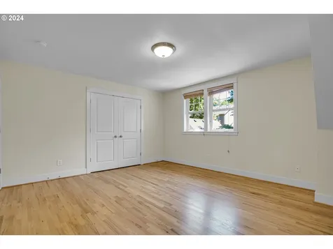 4204 Sw Alice Street Portland OR 97219