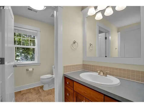 4204 Sw Alice Street Portland OR 97219