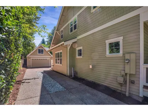 4204 Sw Alice Street Portland OR 97219