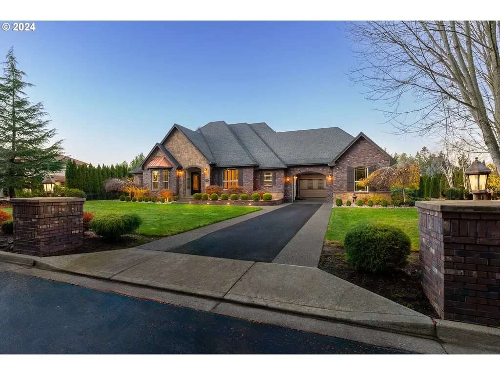 220 River Club Drive Roseburg OR 97471