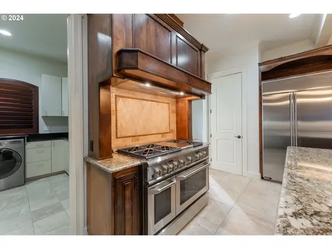 220 River Club Drive Roseburg OR 97471