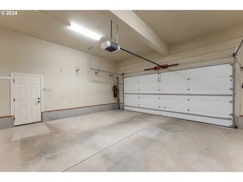 220 River Club Drive Roseburg OR 97471