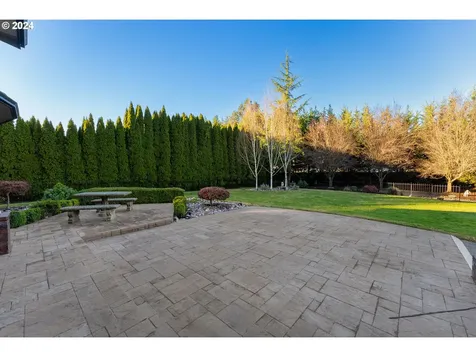 220 River Club Drive Roseburg OR 97471
