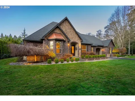 220 River Club Drive Roseburg OR 97471