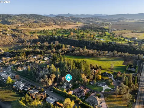 220 River Club Drive Roseburg OR 97471