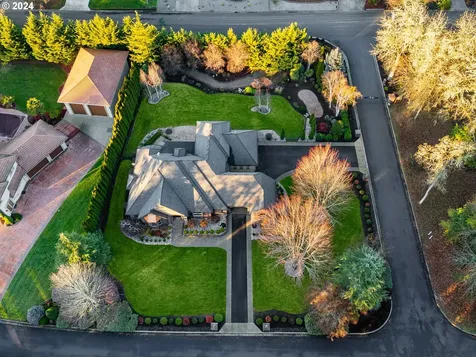 220 River Club Drive Roseburg OR 97471