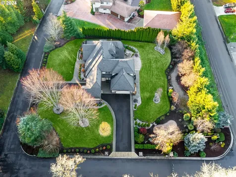 220 River Club Drive Roseburg OR 97471