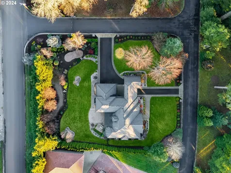 220 River Club Drive Roseburg OR 97471