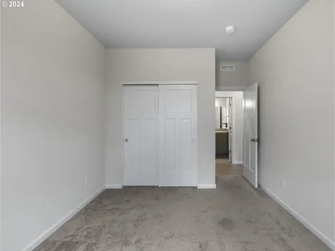 37492 Keta Street Sandy OR 97055