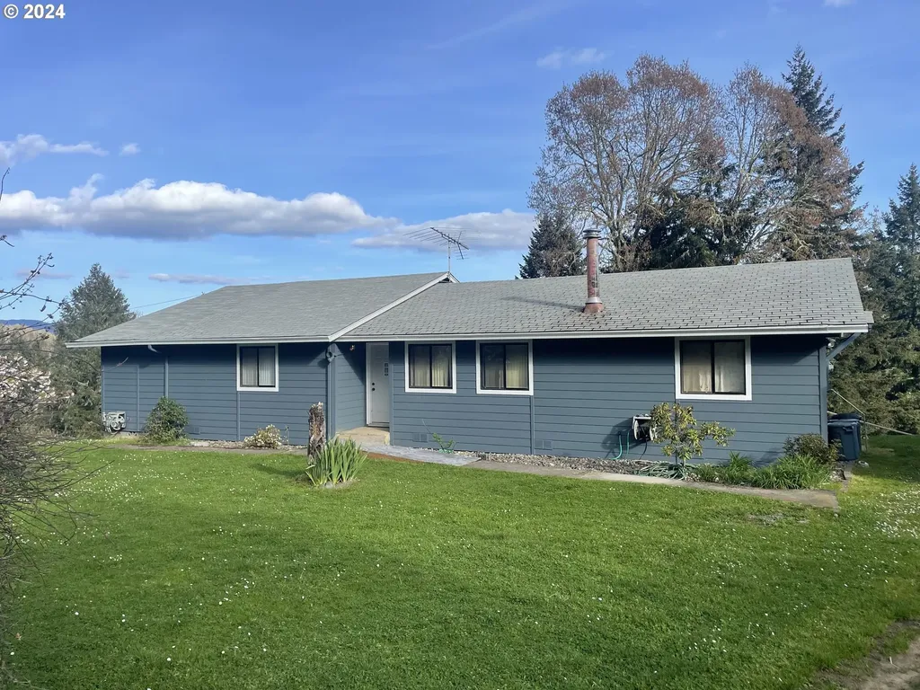 800 Hilltop Drive Oakland OR 97462