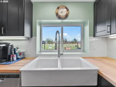 5714 NW 169th Street Ridgefield WA 98642