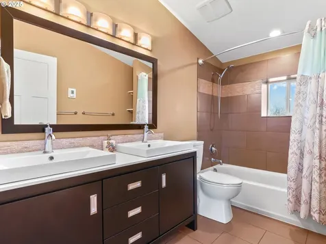 5714 NW 169th Street Ridgefield WA 98642