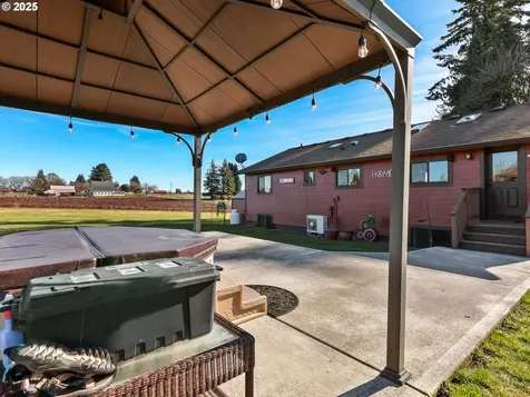 5714 NW 169th Street Ridgefield WA 98642