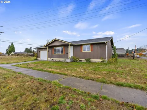 520 S Ash Street Centralia WA 98531