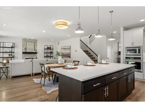 11406 Sw 51st Avenue Portland OR 97219