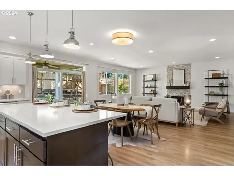 11406 Sw 51st Avenue Portland OR 97219