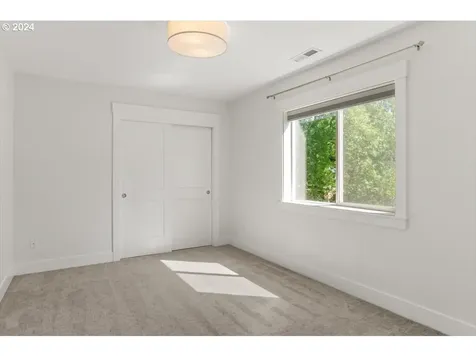 11406 Sw 51st Avenue Portland OR 97219