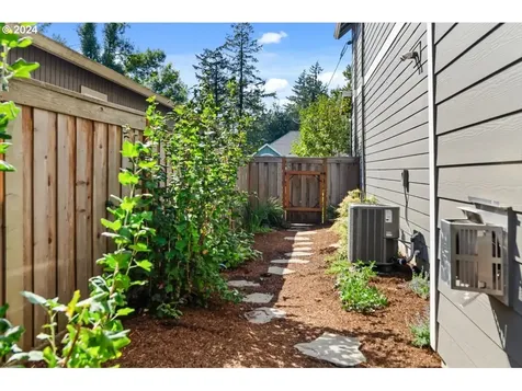 11406 Sw 51st Avenue Portland OR 97219