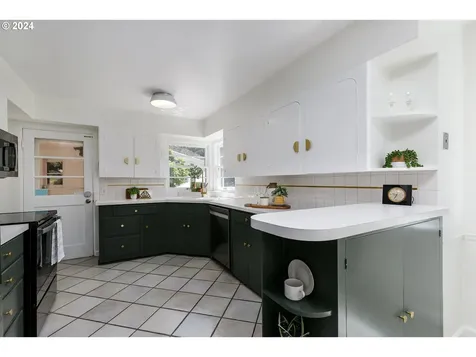7022 Sw Canyon Lane Portland OR 97225