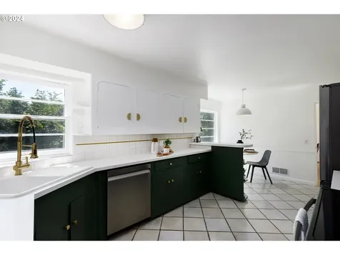 7022 Sw Canyon Lane Portland OR 97225