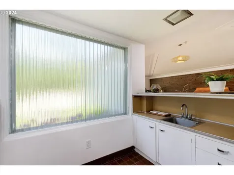 7022 Sw Canyon Lane Portland OR 97225