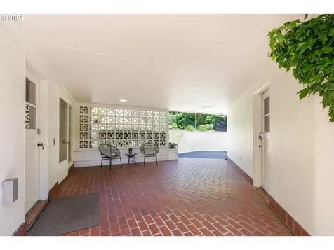 7022 Sw Canyon Lane Portland OR 97225
