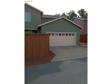 18905 Rose Road Oregon City OR 97045