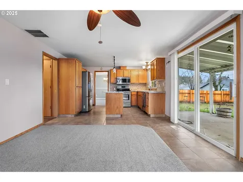 7515 NE 56th Street Vancouver WA 98662