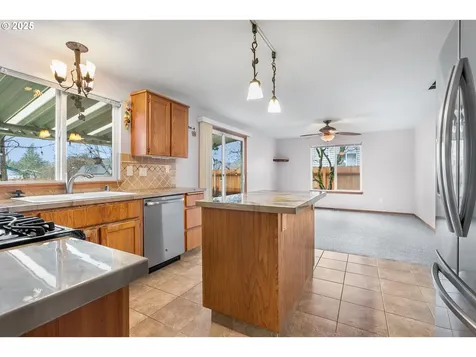 7515 NE 56th Street Vancouver WA 98662