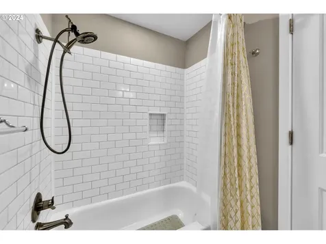 14826 Ne 20th Circle Vancouver WA 98684