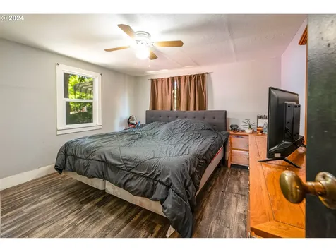 1223 Tamarack Street Sweet Home OR 97386