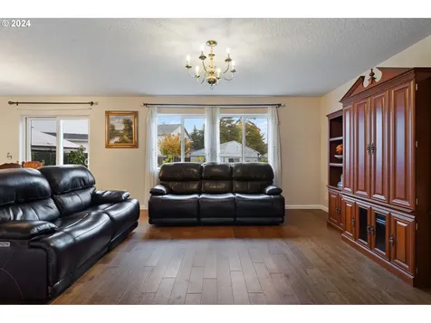 12863 SE Sherman Street Portland OR 97233