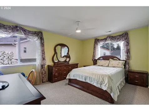 12863 SE Sherman Street Portland OR 97233
