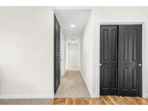 566 Ne Hilltop Court Sublimity OR 97385