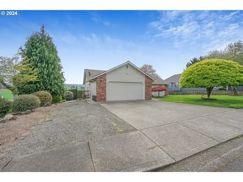 566 Ne Hilltop Court Sublimity OR 97385